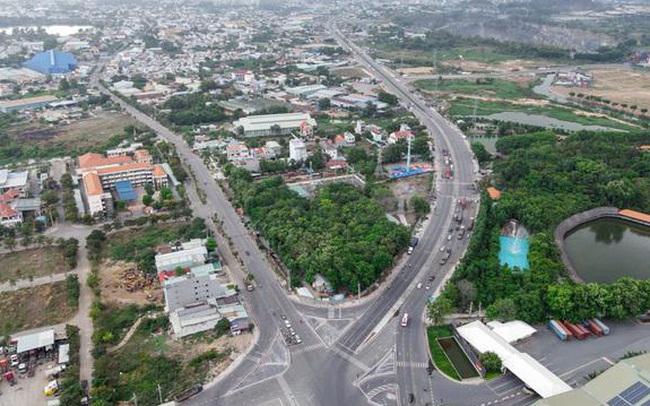 Phó Thủ tướng chỉ đạo khẩn trương khép kín các tuyến đường Vành đai 3, 4 Tp.HCM vào năm 2025