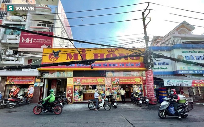 Một ngày sau vía Thần Tài: Tiệm vàng vắng khách, báo doanh số ‘khủng’