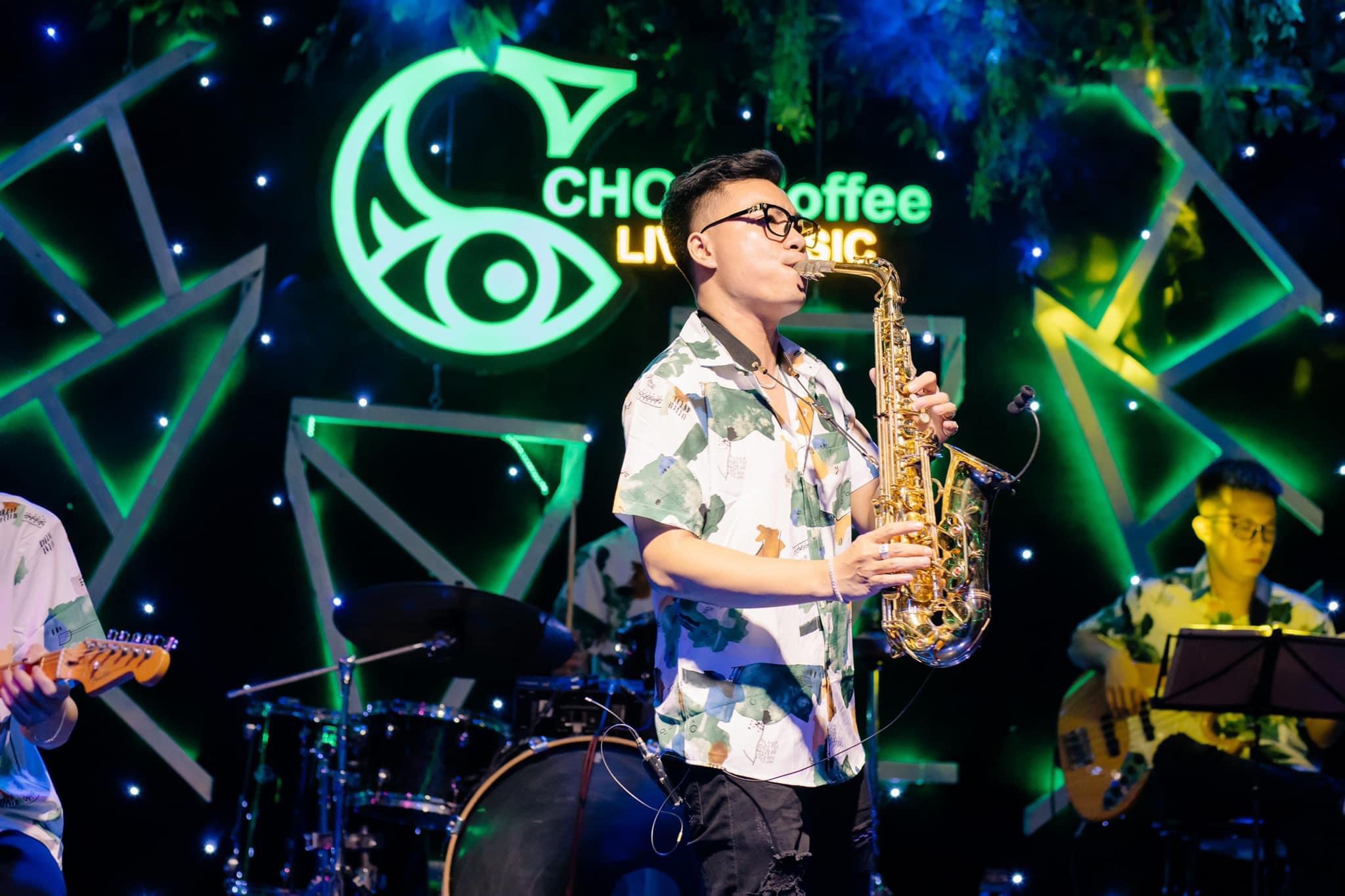 Chia Sẻ Của Chàng Kenny Quân Nghệ Sĩ Saxophone Tài Ba