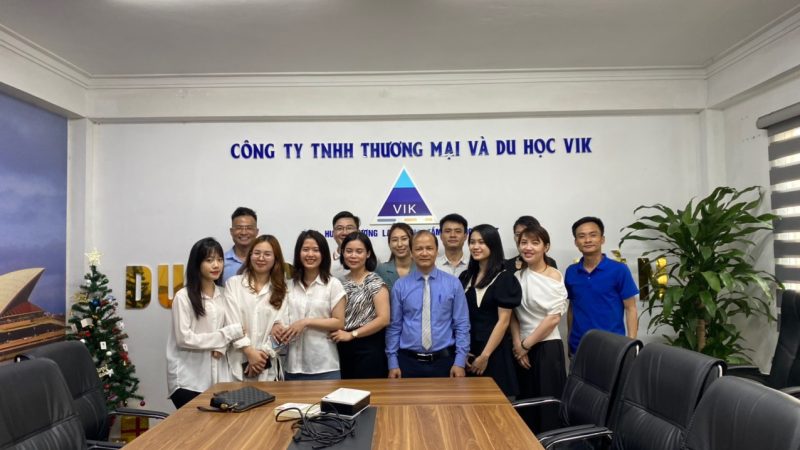 “Quỳnh Huy – Chinh phục du học Hàn Quốc và dẫn đầu chương trình du học Úc cho nợ tiếng Anh tại Du Học Quốc tế VIK”