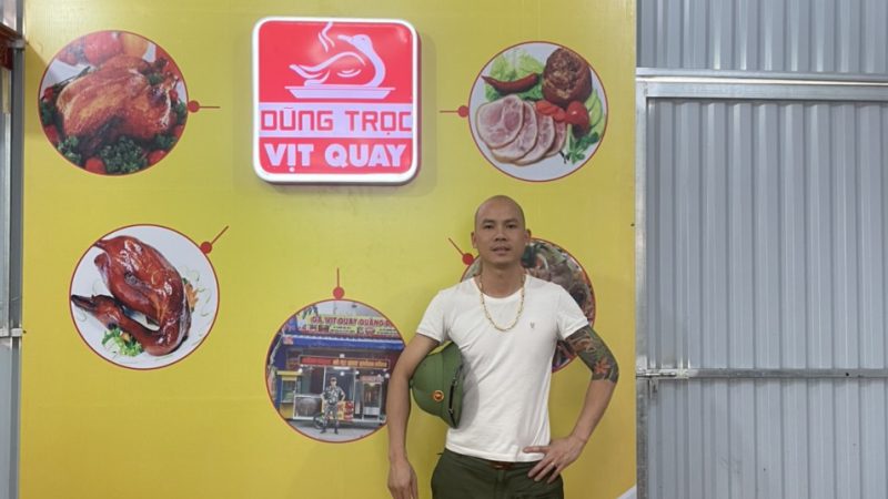 Tạo Ấn Tượng Không Giới Hạn với Thương Hiệu Dũng Trọc: Đào Tạo Nghề Quay Nướng và Phục Vụ Những Ngày Lễ Ngày Thứ Bẩy Chủ Nhật Khách Đặt Đến 300 Con !