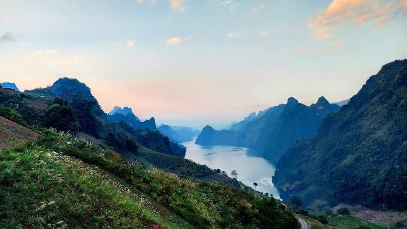 “Anh Đỗ Xuân Quang: Hướng Dẫn Du Lịch và Tinh Thần Cống Hiến cho Cộng Đồng”